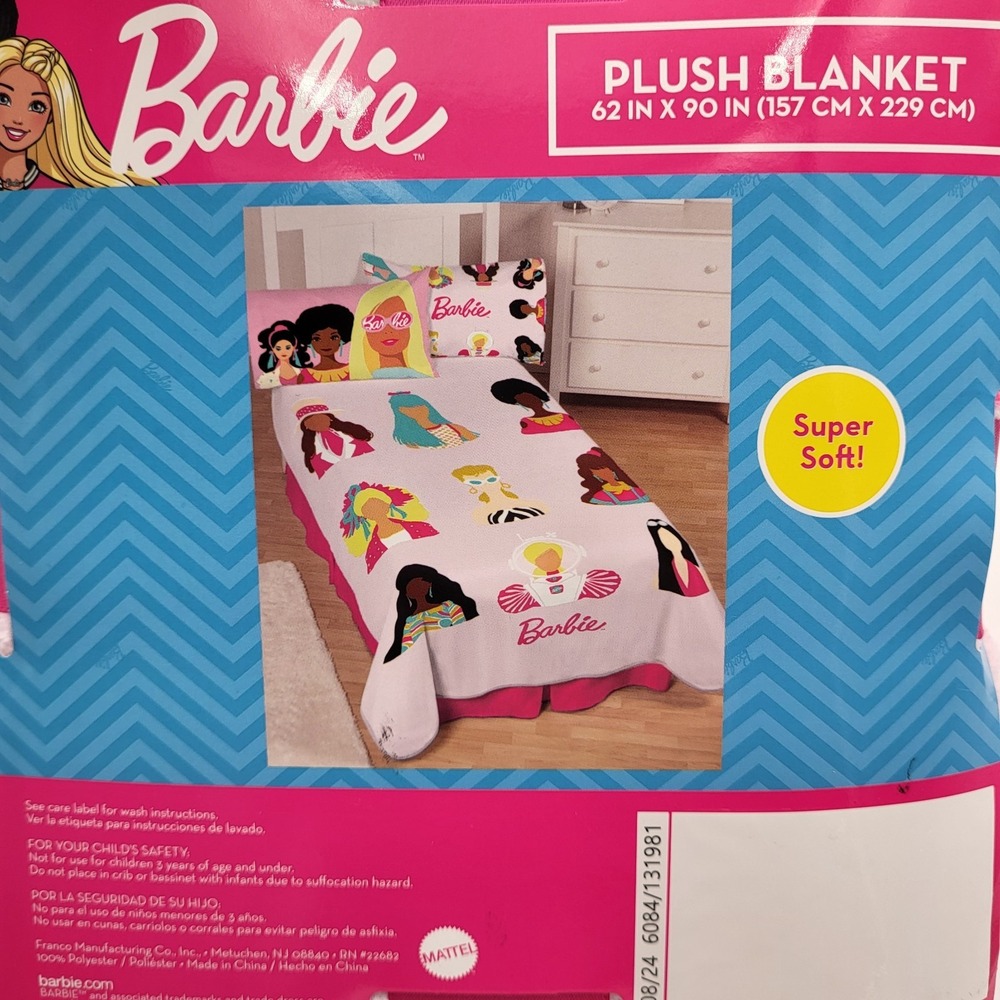 Barbie Plush Blanket 62"x90" Super Soft Ages 3+ - Picture 2 of 6
